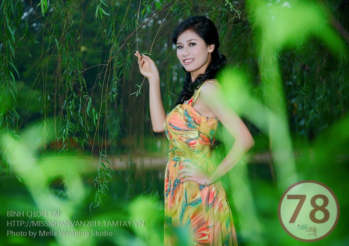 Cùng ngắm Trần Thị Quỳnh Trang xinh đẹp, quyến rũ trong trang phục dạ hội sang trọng, lộng lẫy. (Ảnh nhân vật cung cấp)